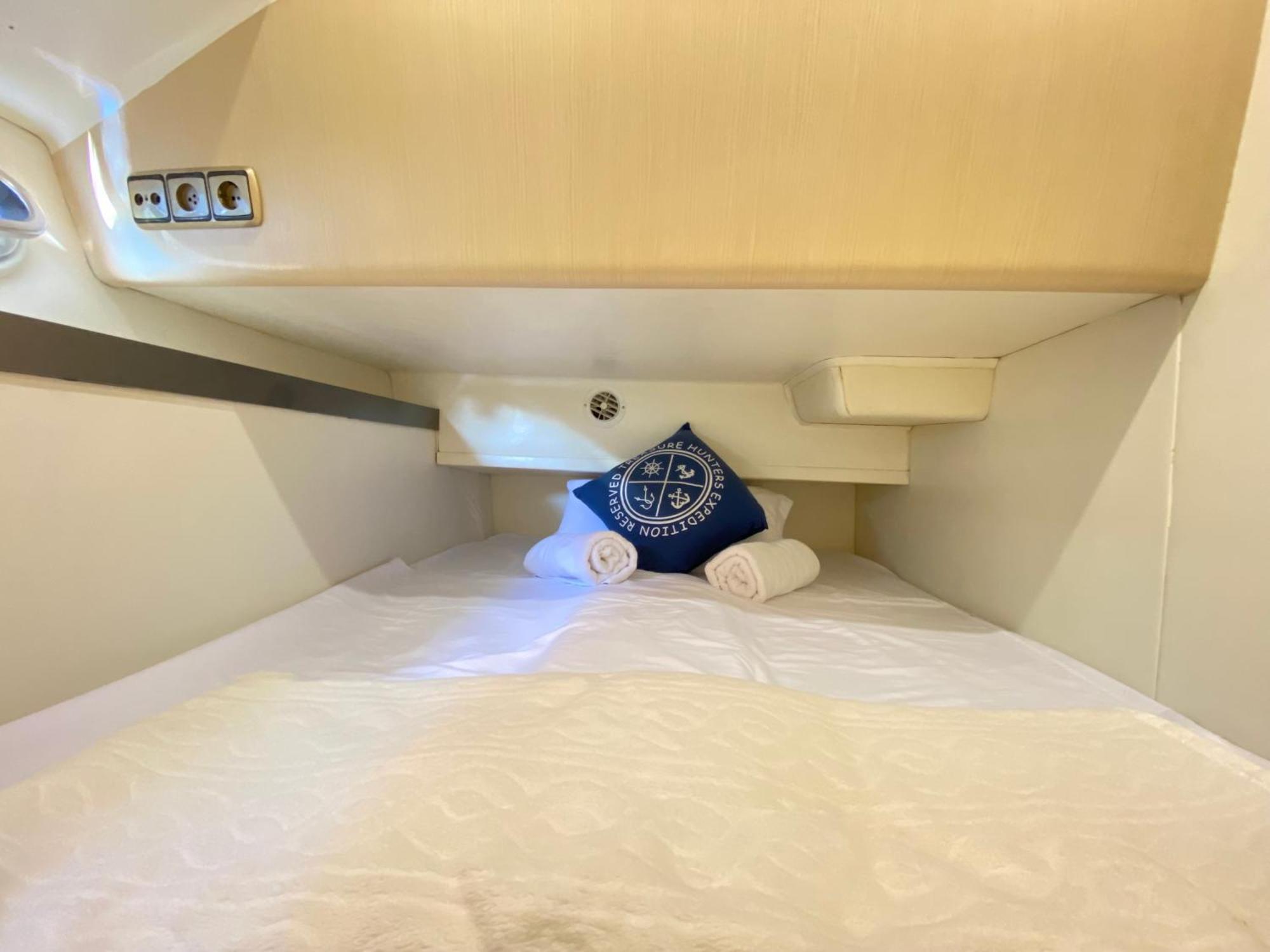 The Valencia Yacht Experience Hotel Екстериор снимка